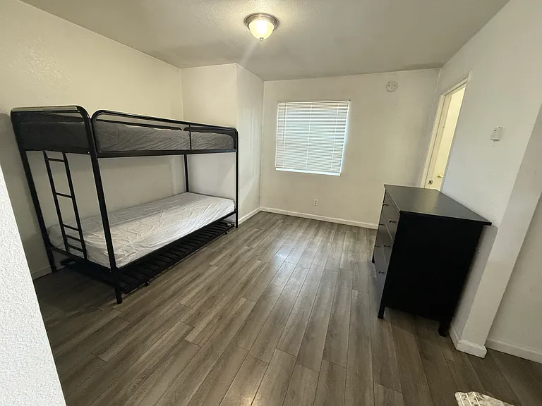 2440 Lake Tahoe Blvd #1-8 — Photo 16