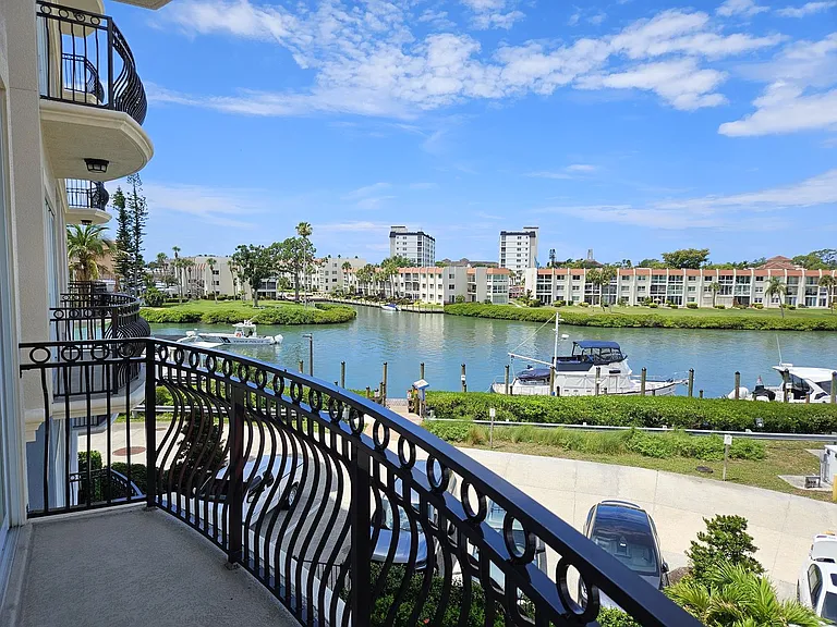 503 N Tamiami Trl #301 — Photo 17