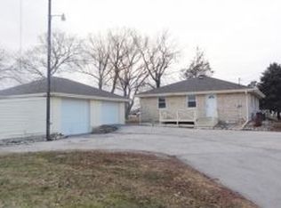 1730 Scray Hill Rd, De Pere, WI 54115