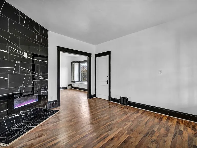 12001 Oakview Ave #UP — Photo 12