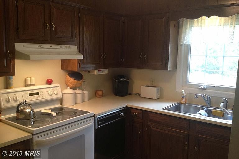 18110 Summerlin Dr, Hagerstown, MD 21740 Zillow