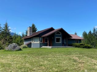 2247 Baker View Dr, Sequim, WA 98382