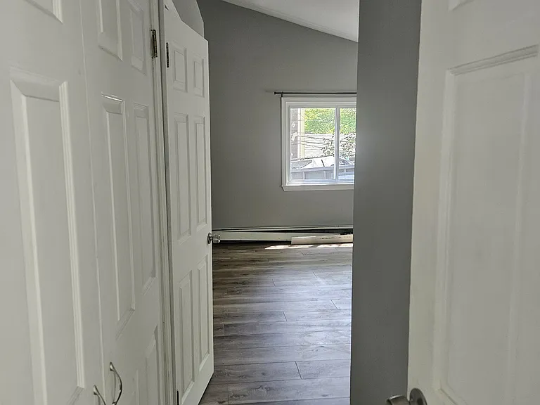 14 Hillside St #5 — Photo 11