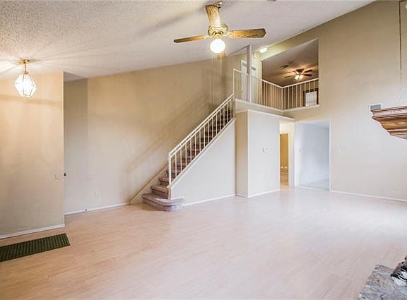 4th image of 17512 Klamath Falls Dr