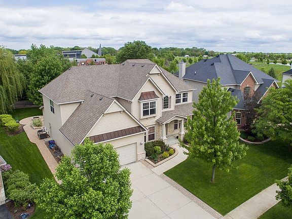 2nd image of 4280 Castle Rock Cir