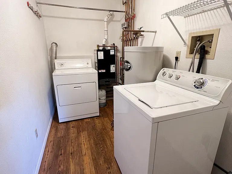 106 Bobcat Ct — Photo 17
