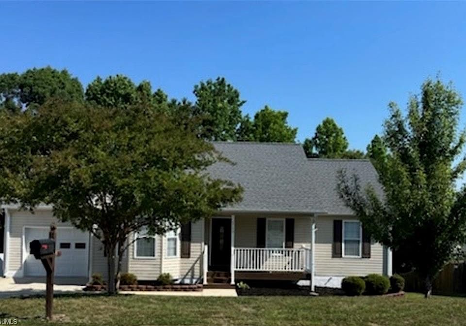 1st image of 4740 Beckel Rd