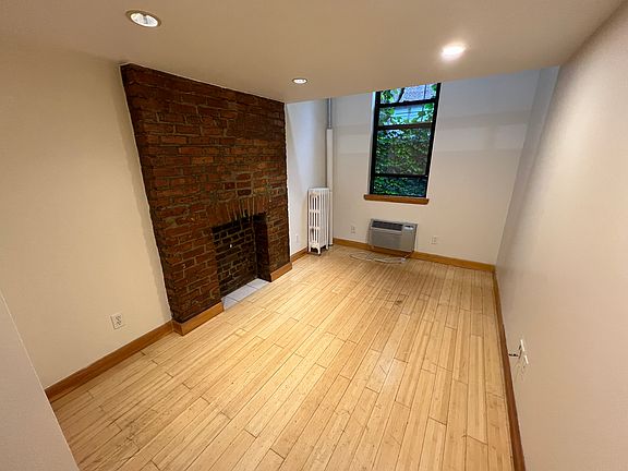 4th image of 317 W 30th St APT 2M
