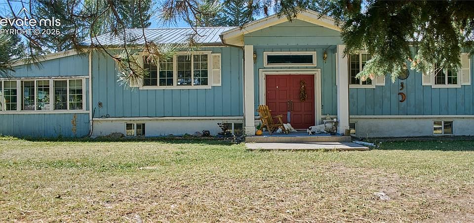 1st image of 213 Culebra St