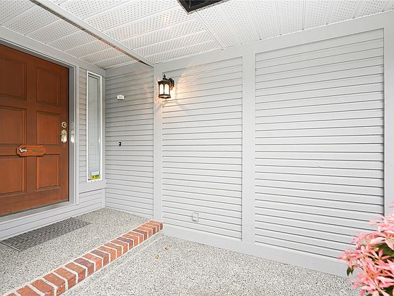 3rd image of 4630 Lochside Dr #24