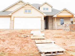 3240 Porter Dr, Edmond, OK 73012