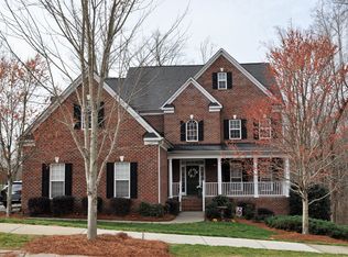 8932 Kensington Forest Dr, Harrisburg, NC 28075
