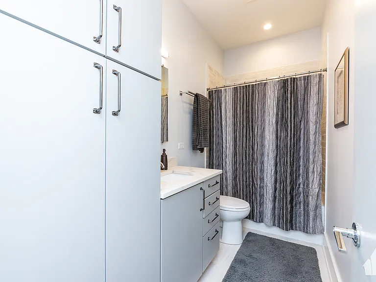 3049 N Clybourn Ave #1 — Photo 15