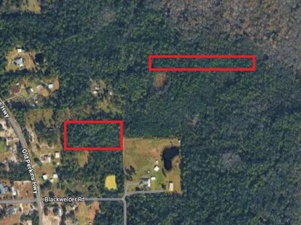 No St, De Leon Springs, FL 32130