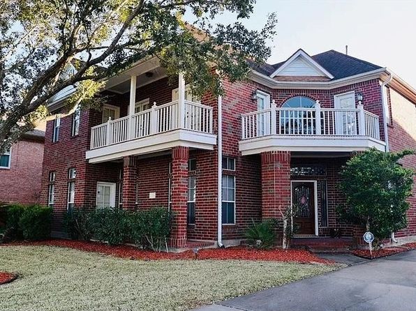2731 Lakeside Village Dr