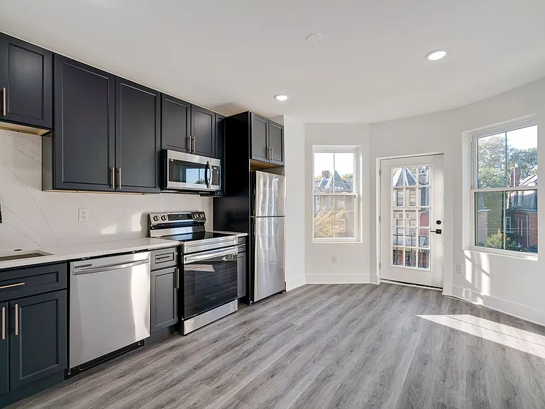4735 Hazel Ave — Photo 97