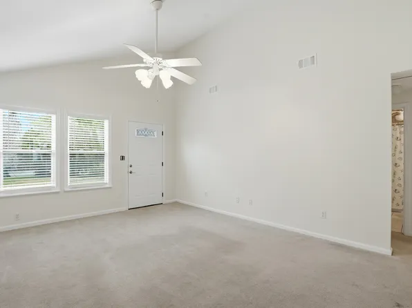 208 Penrose Dr, Savannah, GA 31410