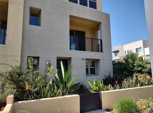 202 Paramount, Irvine, CA 92618