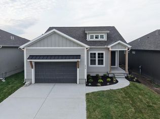 1516 SW Arborpark Ter, Lees Summit, MO 64082