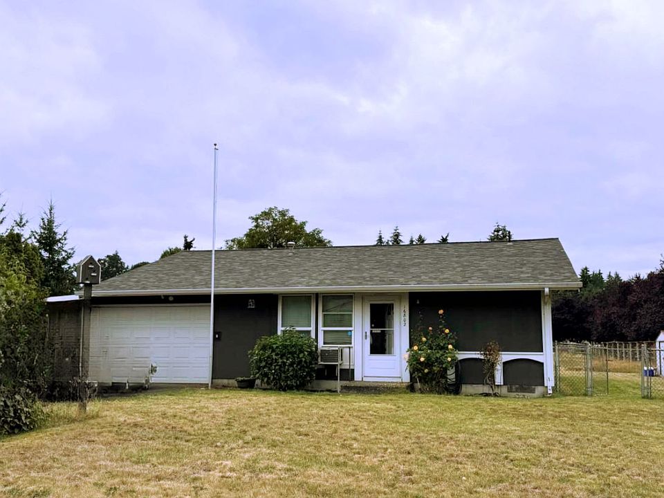 1st image of 16802 9th Ave E