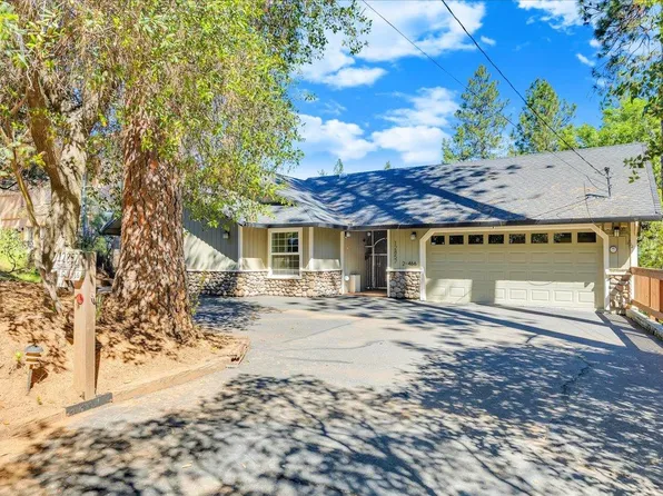 12857 Mueller Dr, Groveland, CA 95321