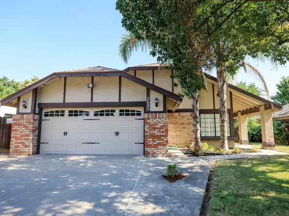 2605 Twin Oak Ln, Modesto, CA 95355