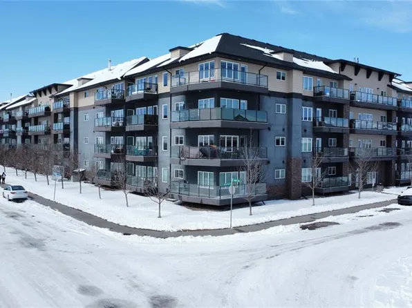 UNIT 202-702 Hart ROAD, Saskatoon, SK S7M 4P4
