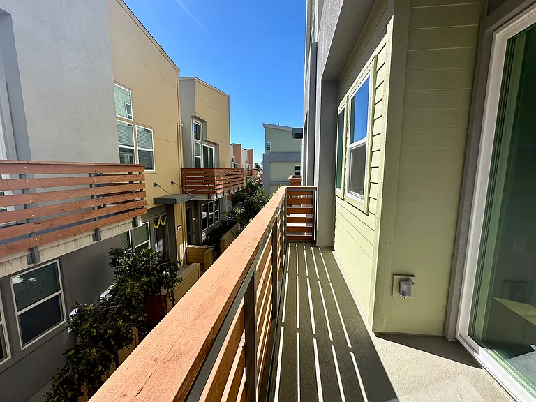 597 Somi Ct — Photo 11