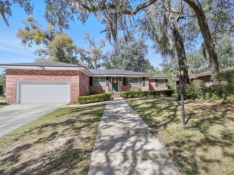 1st image of 1744 Mount Vernon Dr