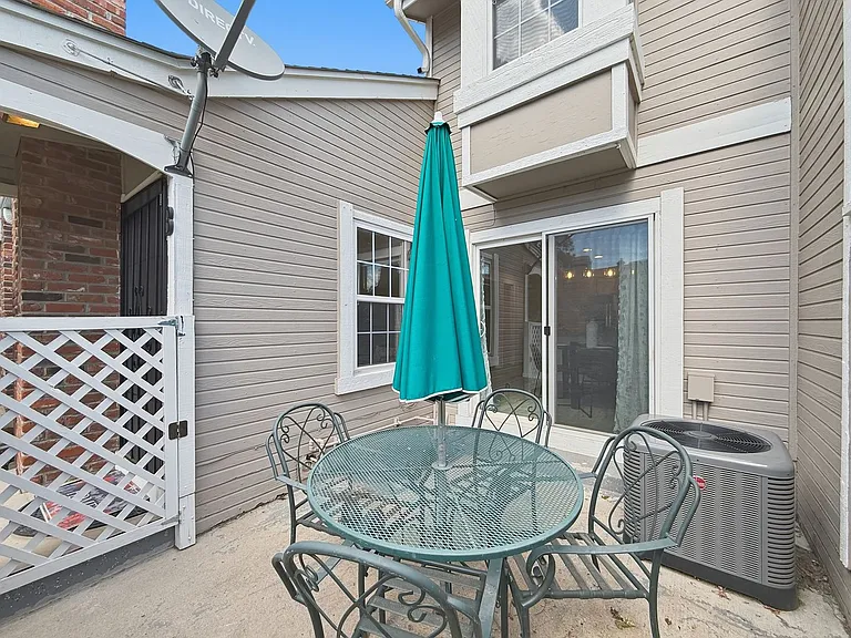 2892 W Long Cir #B — Photo 27