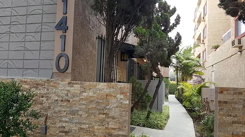 1410 Venice Blvd #2 Photo 1