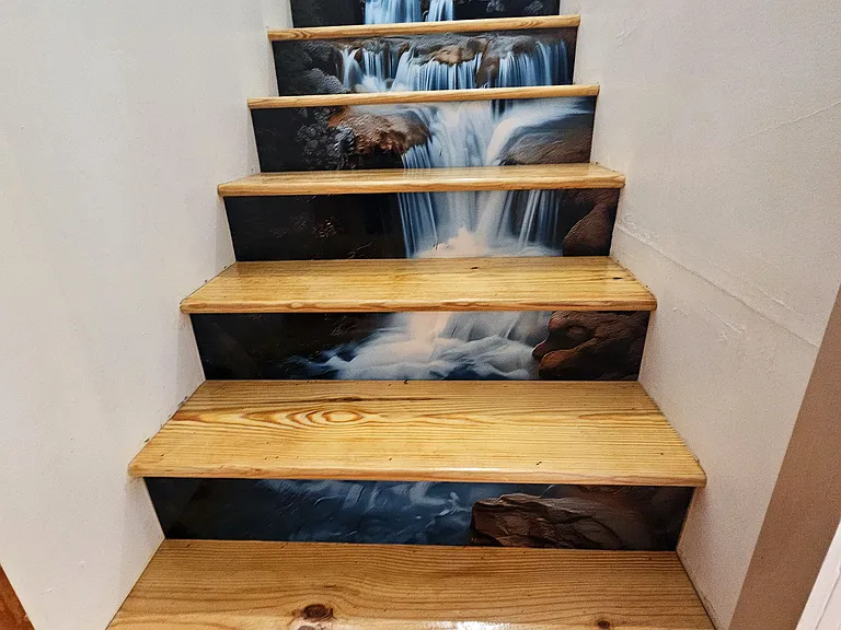 STAIRS TO APARTMENT