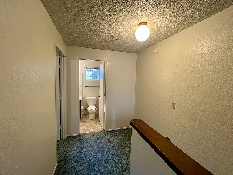 3926 Edgewood Dr — Photo 7