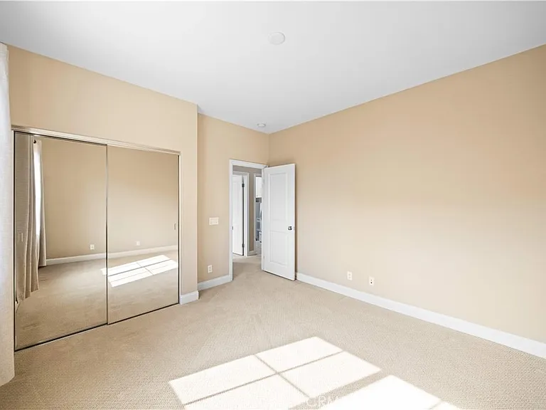 70 Twin Gables — Photo 30