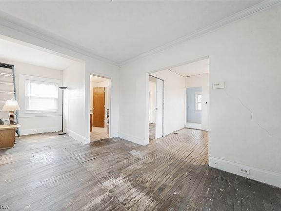4th image of 4711 W 147th St