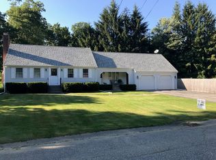 8 Forestdale Rd, Paxton, MA 01612