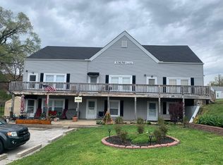 33030 W 84th St #E, De Soto, KS 66018