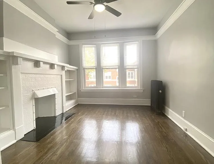 1251 W Rosemont Ave #3 — Photo 1