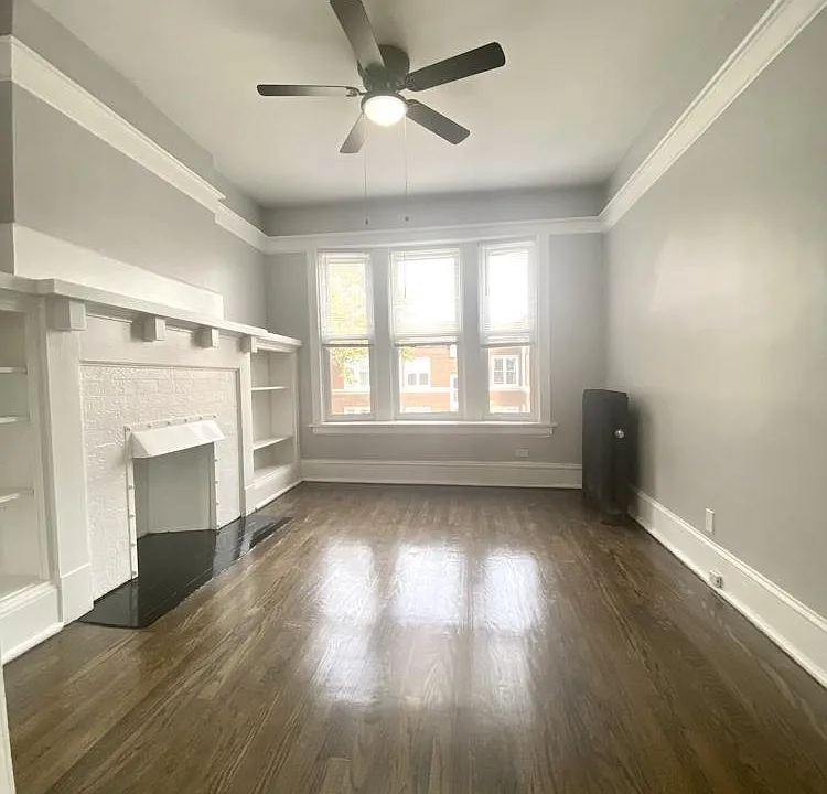 1251 W Rosemont Ave #3