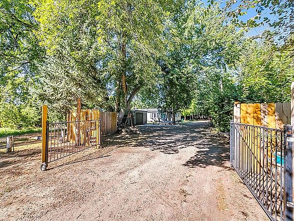 5th image of 107 N Olde Park Pl