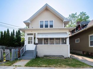 1325 Thurston Ave, Racine, WI 53405