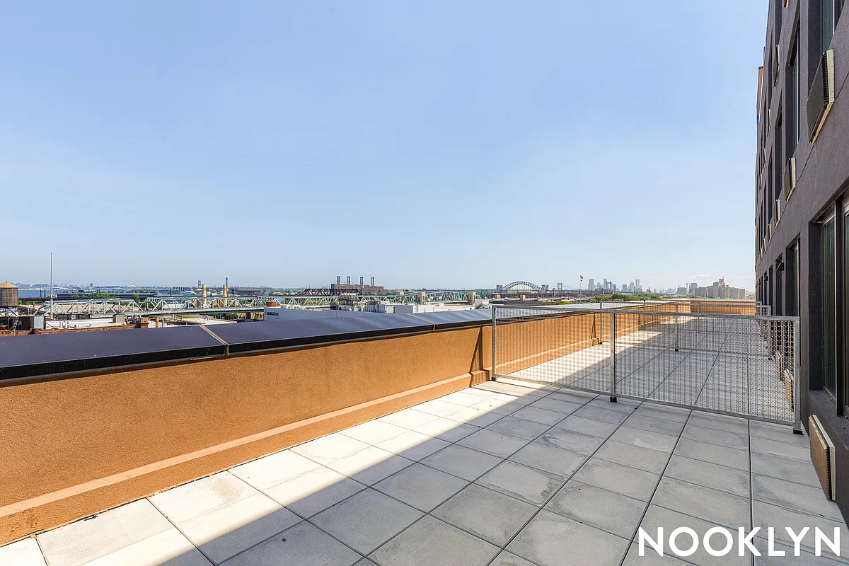 138 Bruckner Boulevard 81022