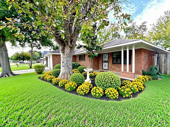 5510 Nina Lee Ln, Houston, TX 77092
