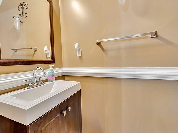 4th image of 6772 Browns Mill Ferry Ct