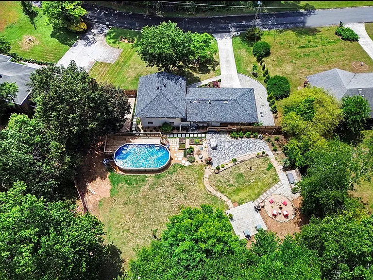 920 Tranquil Dr — Photo 4