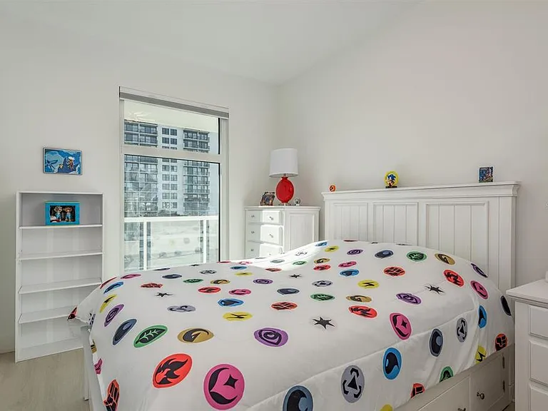 415 Island Way #402 — Photo 24