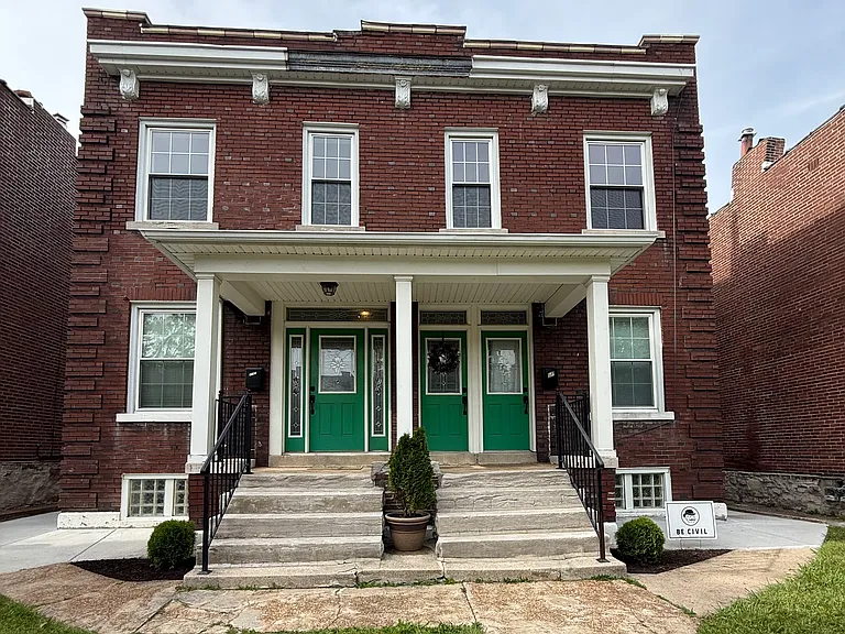 4145-4147 Hartford St — Photo 1