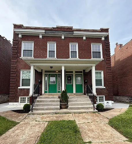 4145-4147 Hartford St Photo 1