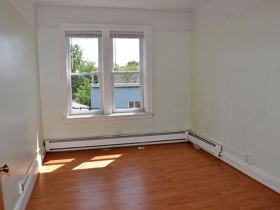 4th image of 262 Clendenny Ave APT 5