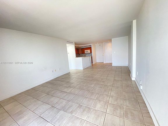 3rd image of 150 SE 25th Rd APT 8I